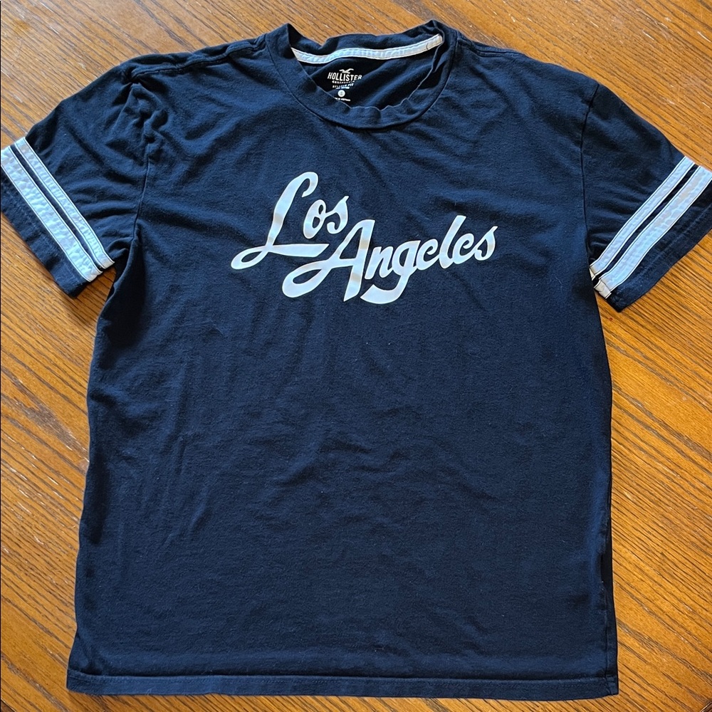 Hollister Relaxed Fit Black and White Los Angeles Graphic T-Shirt 100% Cotton S